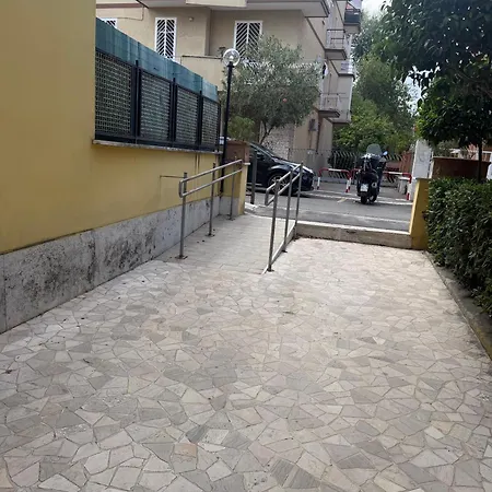 Da A Sora Vale Boutique Apartment - Vatican & Metro Ρώμη